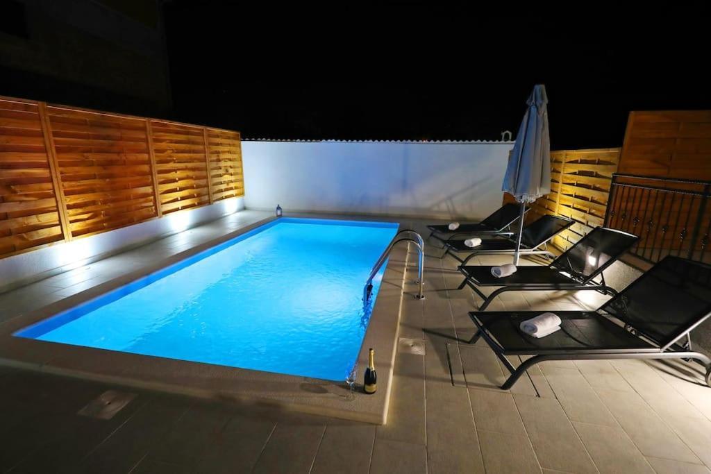 Luxury Apartment Petra With Private Pool Zadar Eksteriør billede