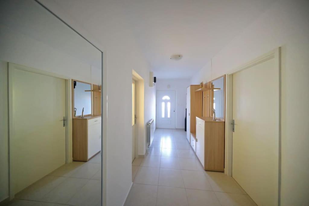 Luxury Apartment Petra With Private Pool Zadar Eksteriør billede