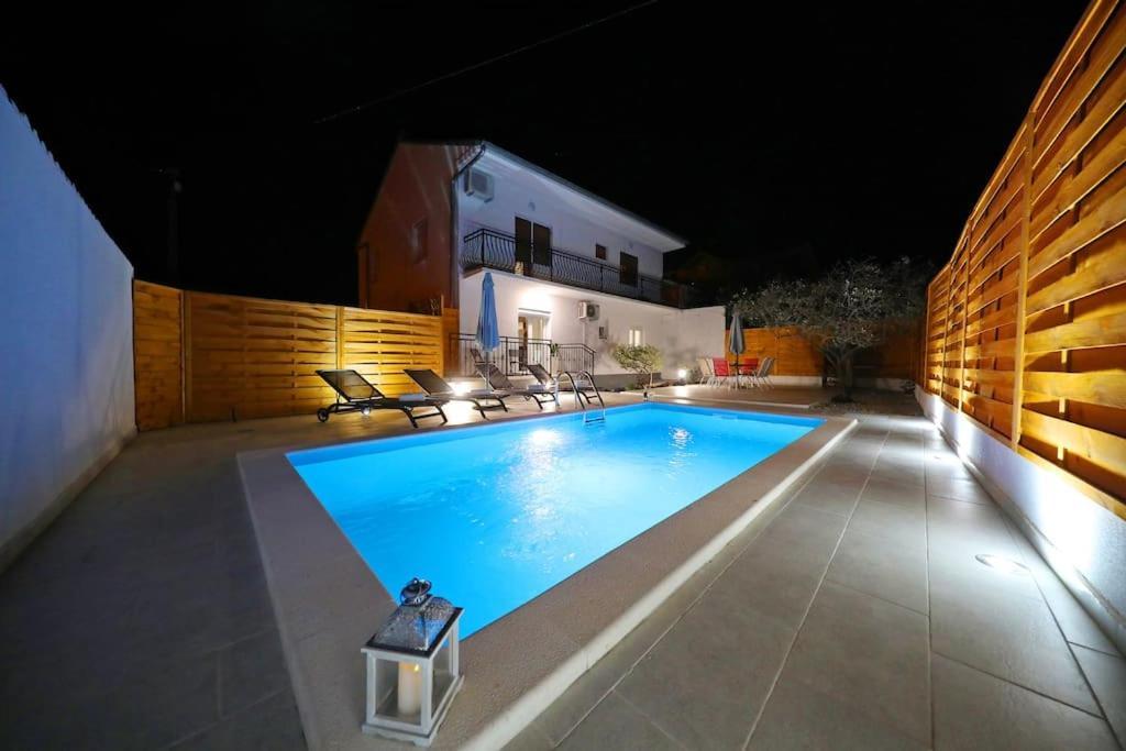 Luxury Apartment Petra With Private Pool Zadar Eksteriør billede